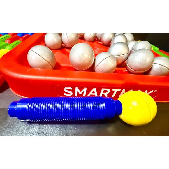 SmartMax Build XXL 70-Piece Magnetic STEM Building Set with build on Case - Picture 6 of 10